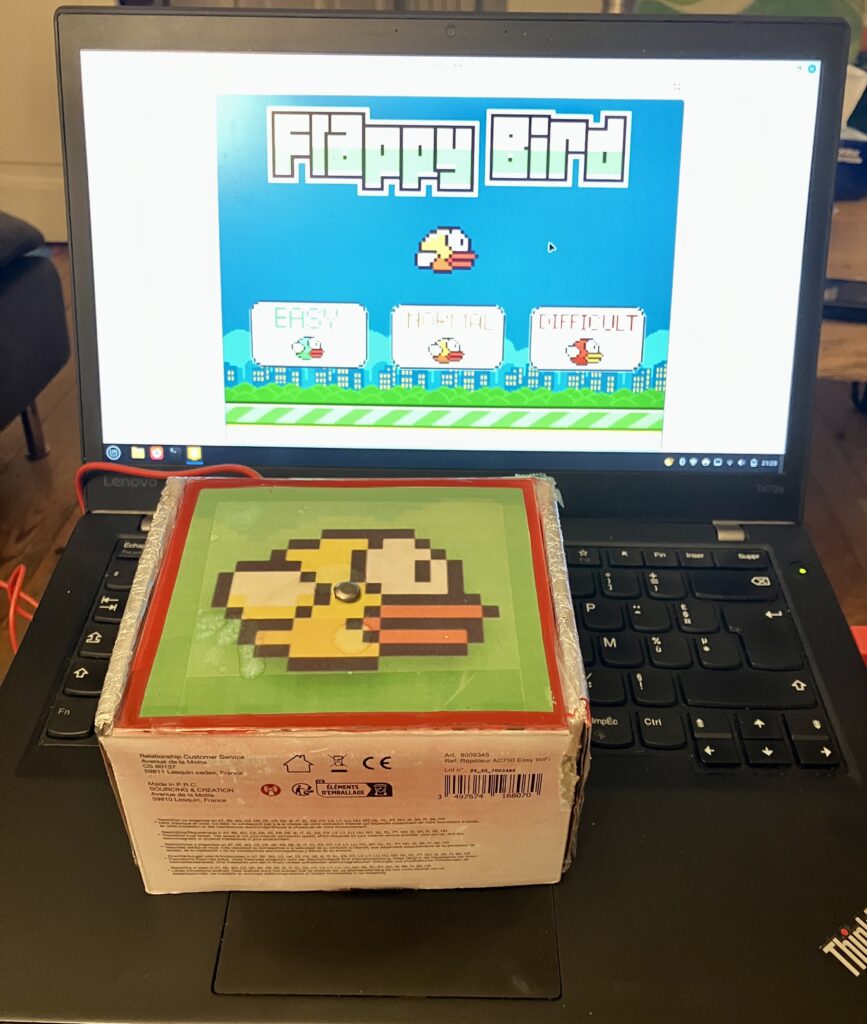 Manette en carton Makey Makey